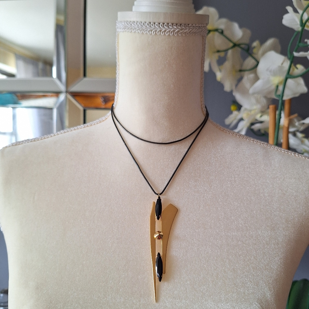 Iosselliani Brass Necklace with Black Stones